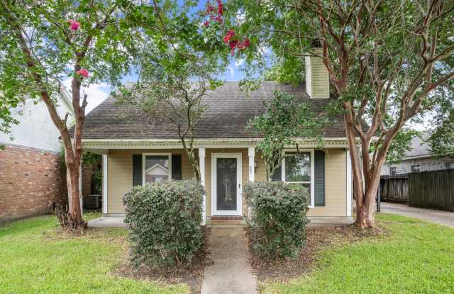 692 John Henry Drive - 692 John Henry Drive, Gardere, LA 70820