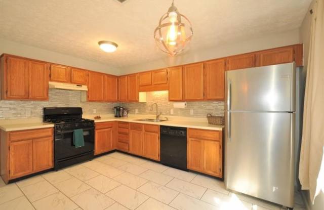 6637 Meadow Green Circle Gallery 3