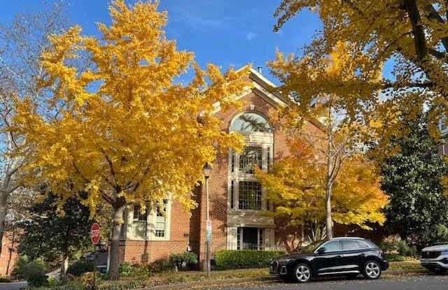 1596 N COLONIAL Terrace - 1596 North Colonial Terrace, Arlington, VA 22209