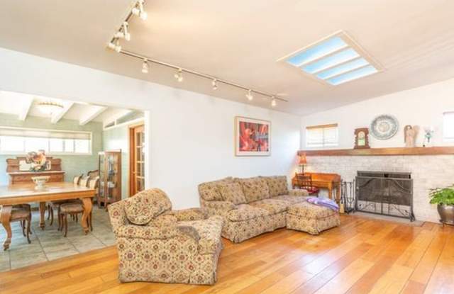 3015 Margaret Lane Gallery 2