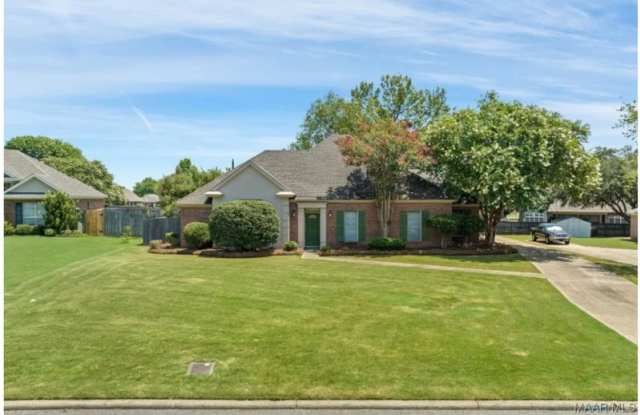2037 Halcyon Boulevard - 2037 Halcyon Boulevard, Montgomery, AL 36117