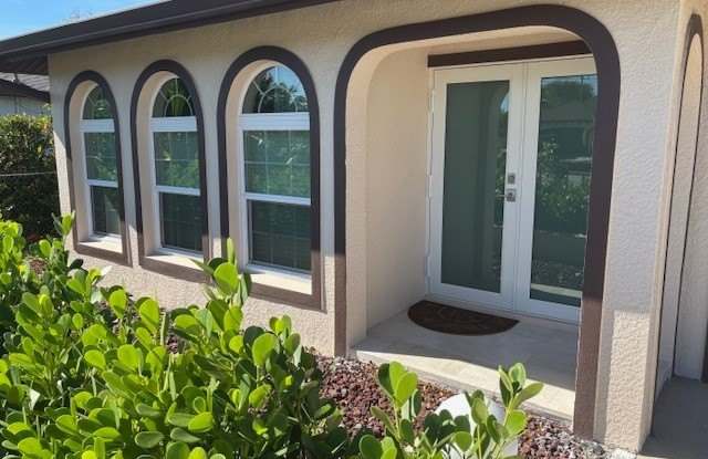 3320 Country Club Boulevard Gallery 4