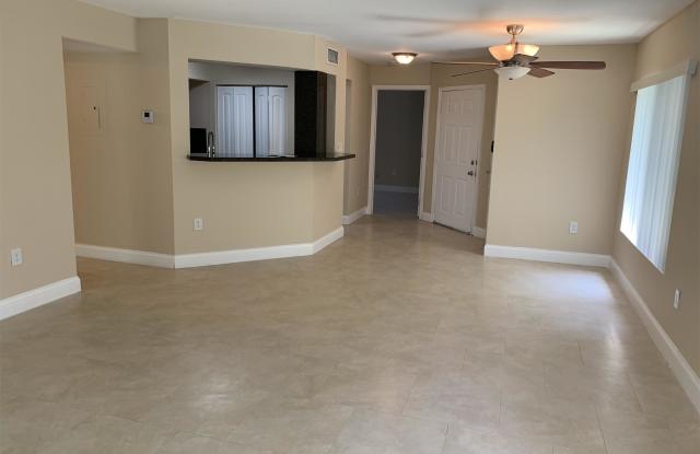 2460 NW 33 st#1701 photos photos