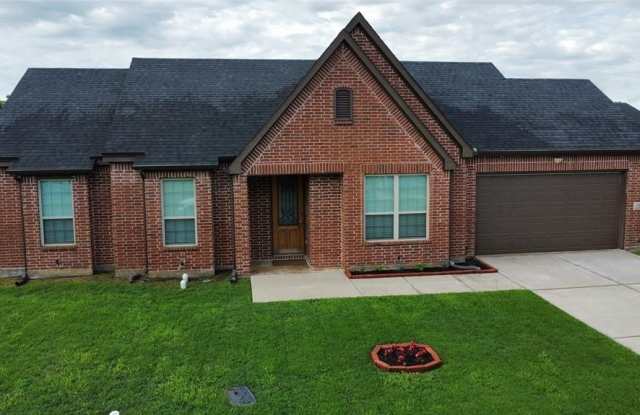 2305 Bourland Street photos photos