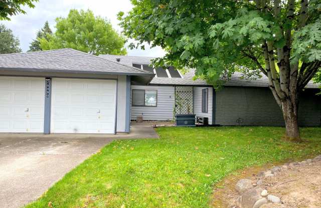 Spacious 4 Bedroom, 2 Bath Home with Large Yard - - 20090 Southwest Sandra Court, Aloha, OR 97003