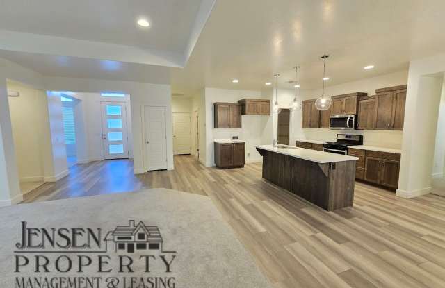 Beautiful Spacious 4 Bedroom in Little Valley photos photos