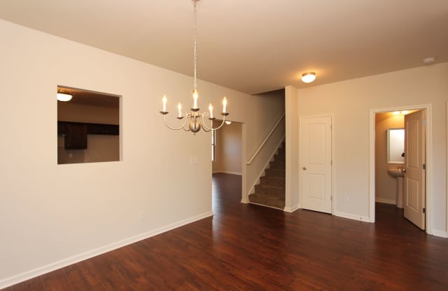 163 Daisy Circle Gallery 4