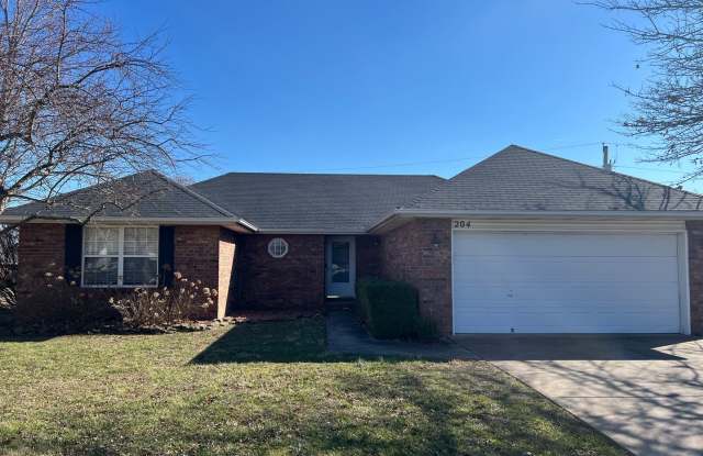 3 Bedroom, 2 Bathroom in Nixa photos photos