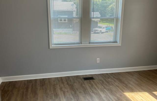 1 Bedroom in Lancaster! Gallery 2