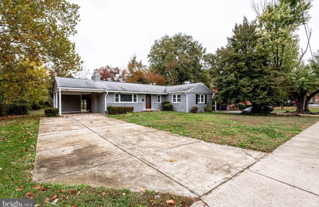 3504 LAKE STREET - 3504 Lake Street, Bailey's Crossroads, VA 22041