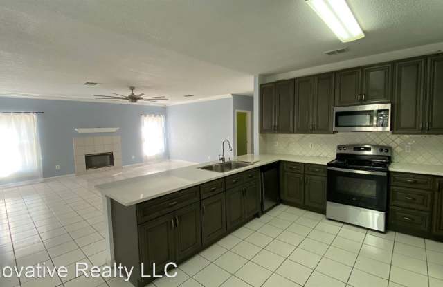 562 Oak Branch Circle - 562 Oak Branch Circle, Poinciana, FL 34758