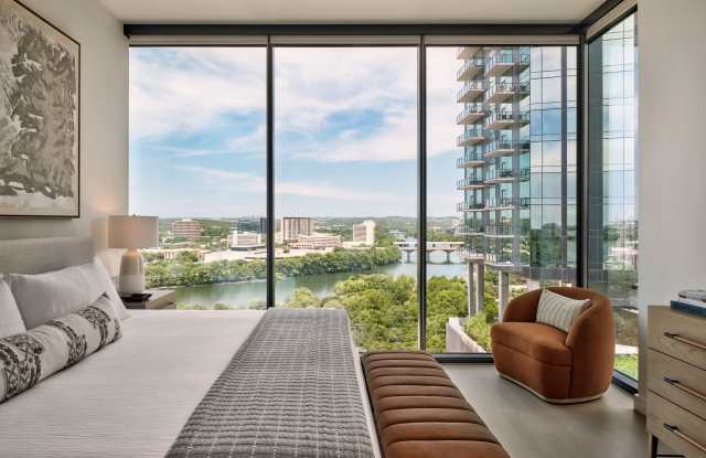 700 River Gallery 4
