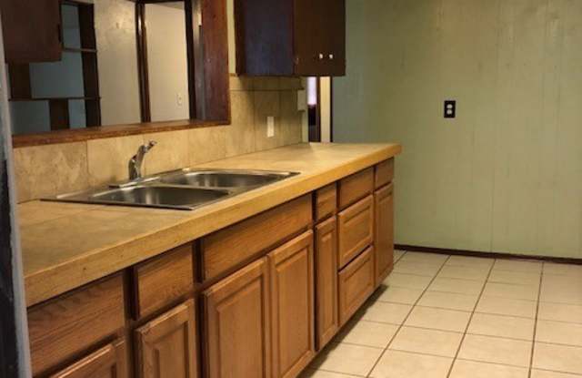 Two Bedroom Home in Moses Lake Gallery 4