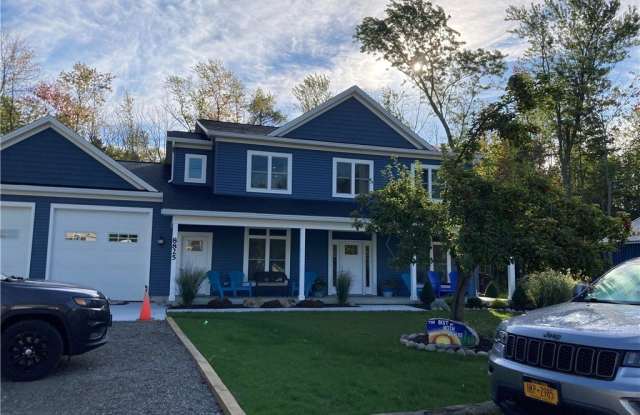 8825 Lake Shore Road photos photos