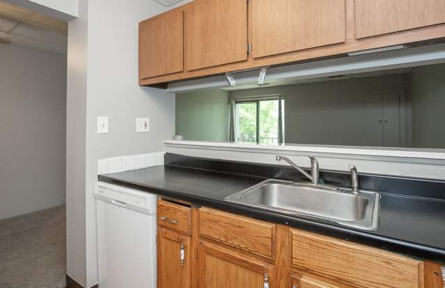 38285 North Ln Apt L202 Gallery 2