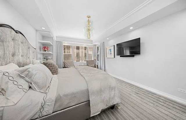 11 Fifth Avenue - 11 5th Avenue, New York City, NY 10003