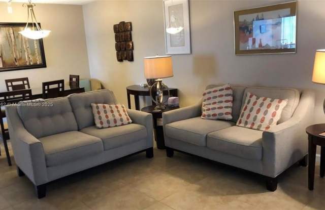1830 Sabal Palm Dr photos photos