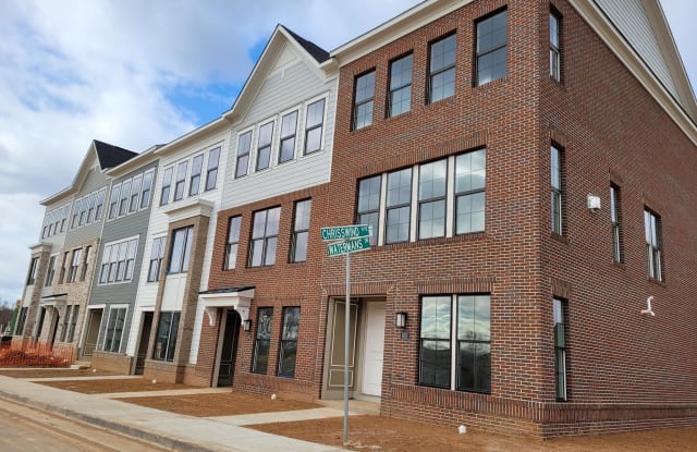 612 WATERMANS DRIVE - 612 Watermans Drive, Woodbridge, VA 22191