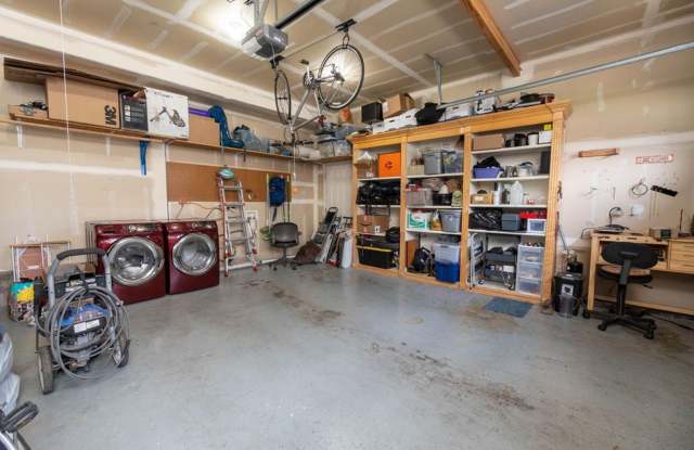 Wonderful home on large corner fenced lot in desired mid-town with views! - 611 Northeast Innes Lane, Bend, OR 97701