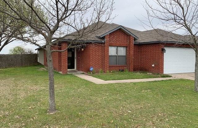 465 Capricorn Street - 465 Capricorn Drive, Cedar Hill, TX 75104