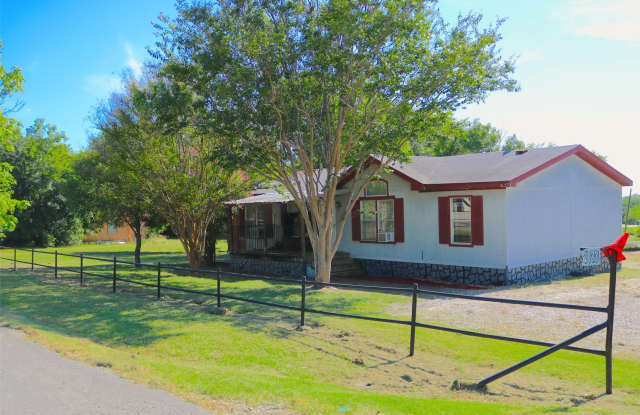 3033 County Road 743 Gallery 2