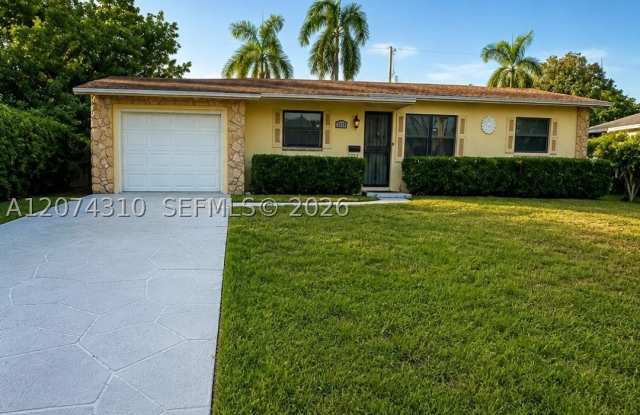 539 Sabal Palm Dr Gallery 2