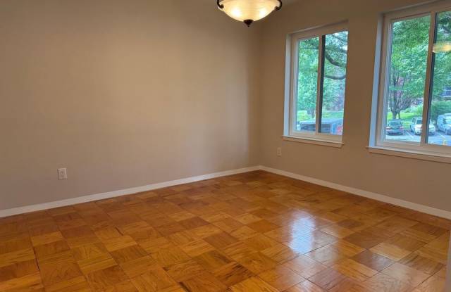5817 EDSON LN #101 Gallery 3