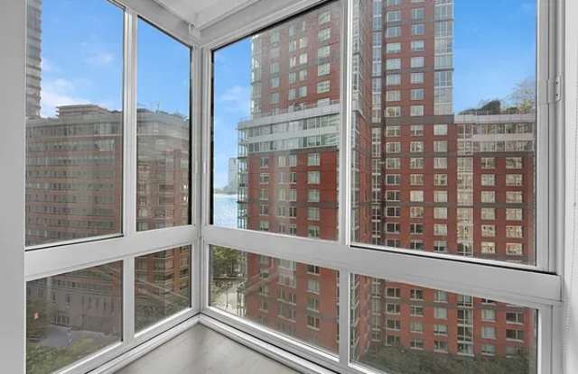 211 North End Ave. - 211 North End Avenue, New York City, NY 10282