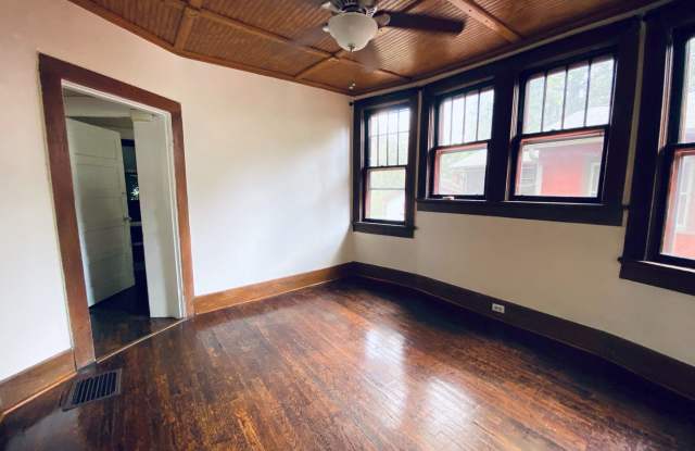 121 Pearson Drive Gallery 4
