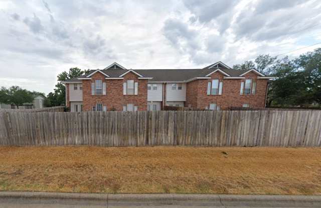 1411 Summit St photos photos