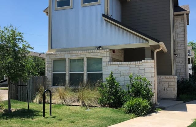 2029 S. 9th Street - 2029 South 9th Street, Waco, TX 76706