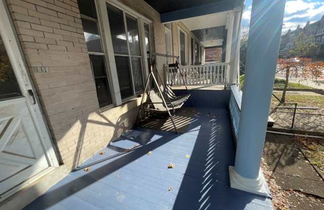 Charming Apartment Units in Charles Village, Baltimore, MD! Gallery 4