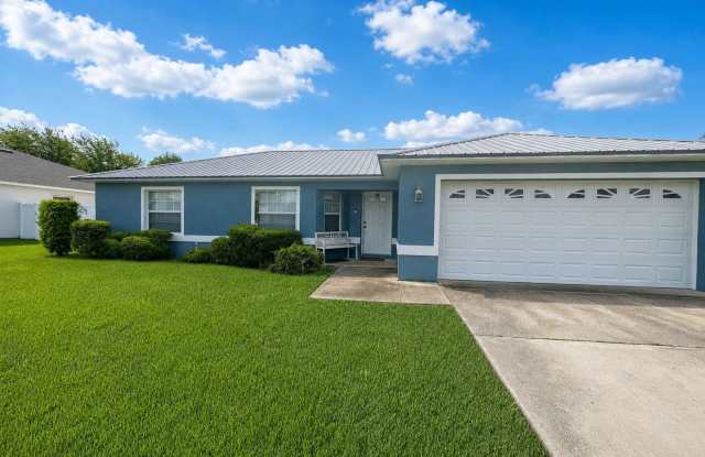 Nice 3 Bedroom 2 Bath Fenced in yard! photos photos