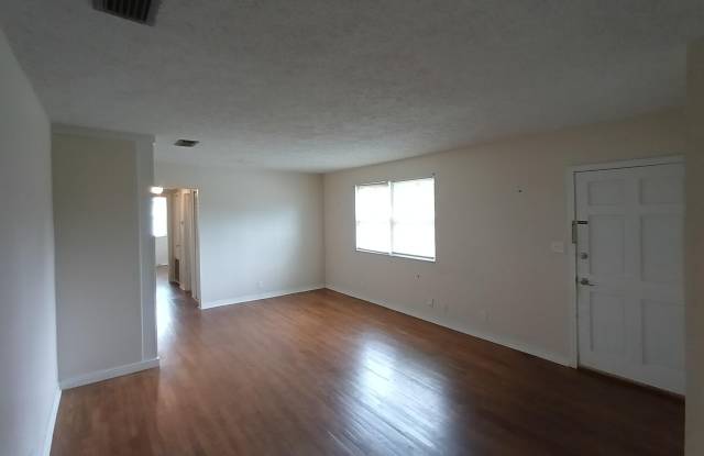 4919 AVENT Drive Gallery 3