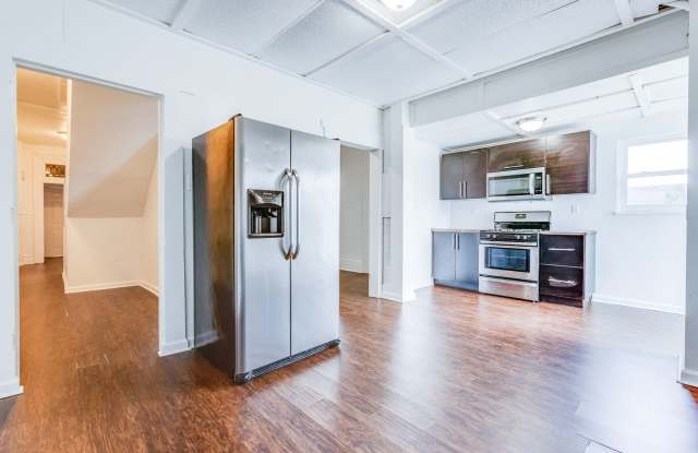 AVAILABLE July - Huge UPDATED 5 Bedroom, 2 Bath Home in South Side Slopes w/ Garage Attached! photos photos