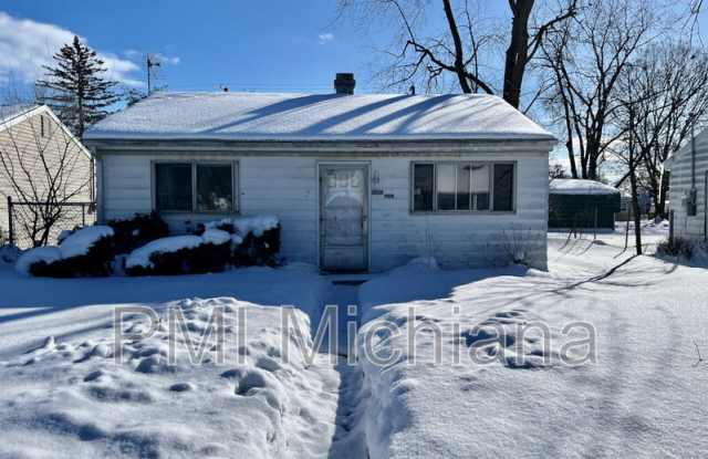 909 West Donaldson Avenue photos photos