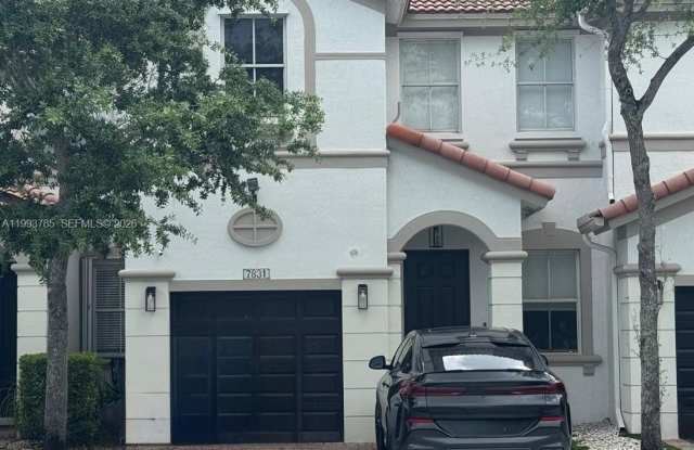 7831 NW 107th Ct photos photos