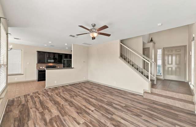 756 Guna Dr Gallery 2