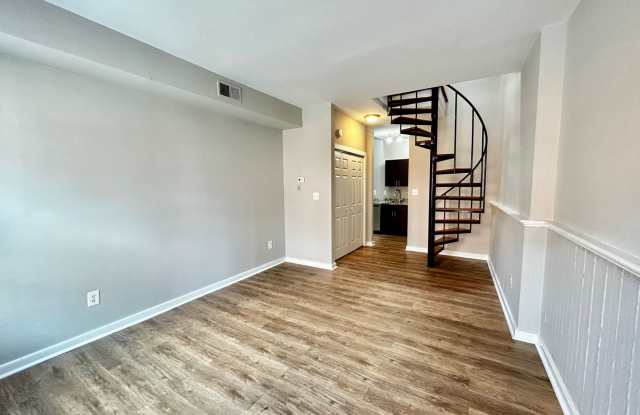 Franklin Court Apartments photos photos