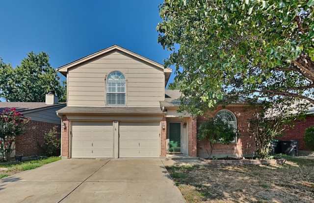 2752 Yoakum St - 2752 Yoakum Street, Fort Worth, TX 76108