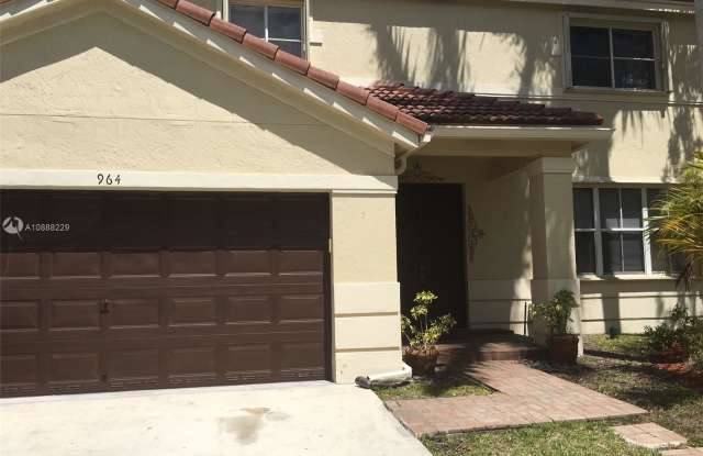 964 Tulip Cir Gallery 4