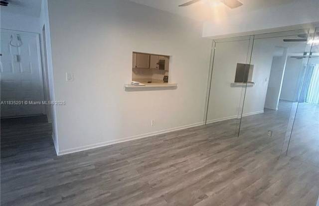 454 N Laurel Dr photos photos