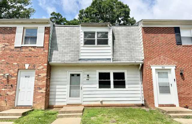 FRESHLY UPDATED TOWNHOUSE FREDERICKSBURG (STAFFORD COUNTY) photos photos