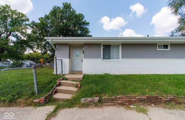 1102 N Somerset Avenue photos photos