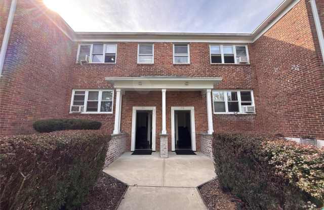 28 Linden Street unit: 2 - 28 Linden Street, Thomaston, NY 11021