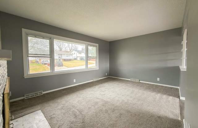 5029 Arbor Circle Gallery 2