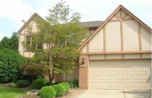 1698 MACKWOOD Road - 1698 Mackwood Rd, Rochester Hills, MI 48307