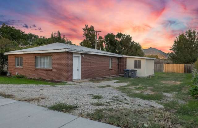 South Jordan Rambler with Large Yard For Rent! Gallery 1