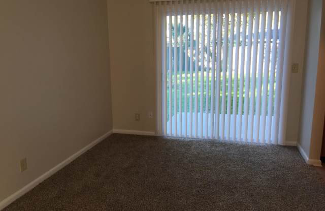 5571 LOFTY PINES CIR S Gallery 4