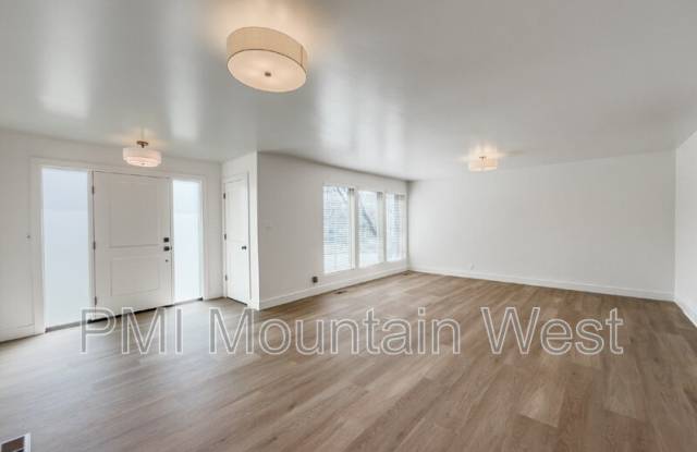 345 S. 850 E. photos photos